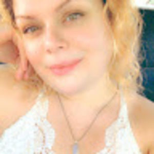 Meet your Posher, Brittany a